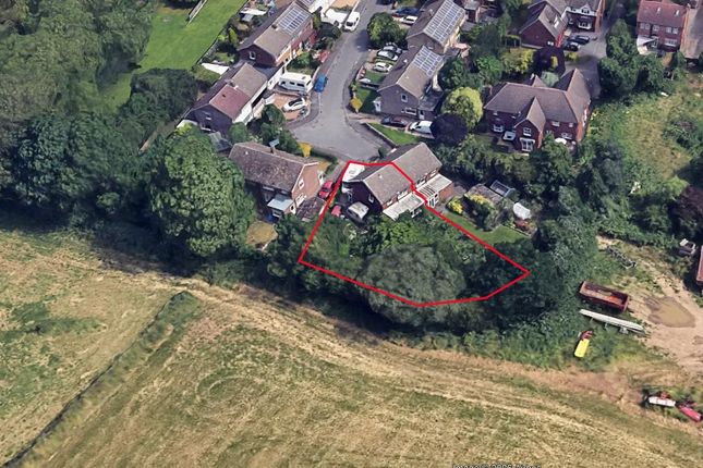 3-bed semi-detached on Marquis Gardens, Doncaster, £175,000