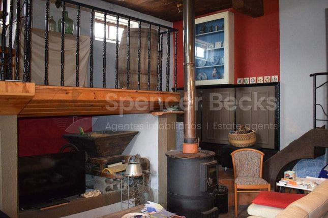 Detached house for sale in Tabúa, Madeira, Portugal