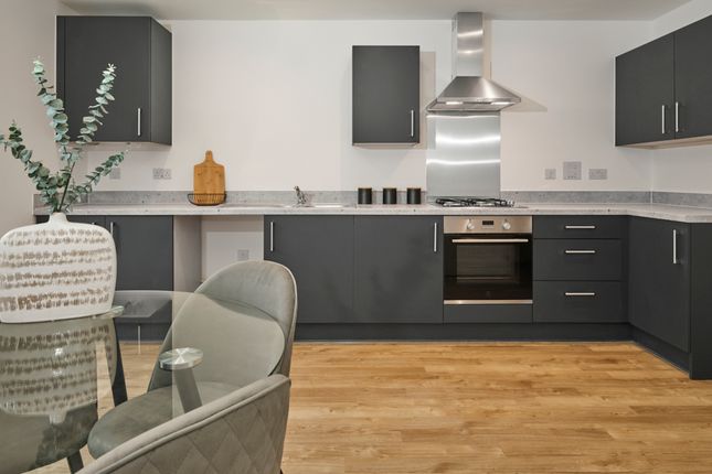 14, Dee Road, Tilehurst, Reading photo 2