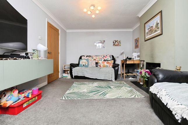 72, Greenfield, Essex photo 4