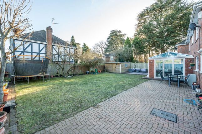 Detached house for sale in High Wycombe, Daws Hill, Buckinghamshire
