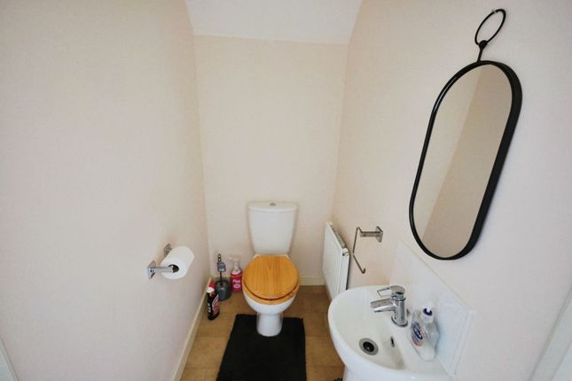 6, Maling Close, Bishop Auckland photo 4