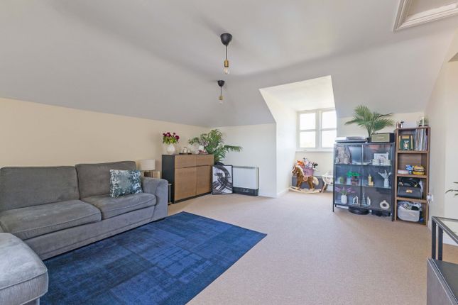 28, Cannon Gate, Slough photo 4