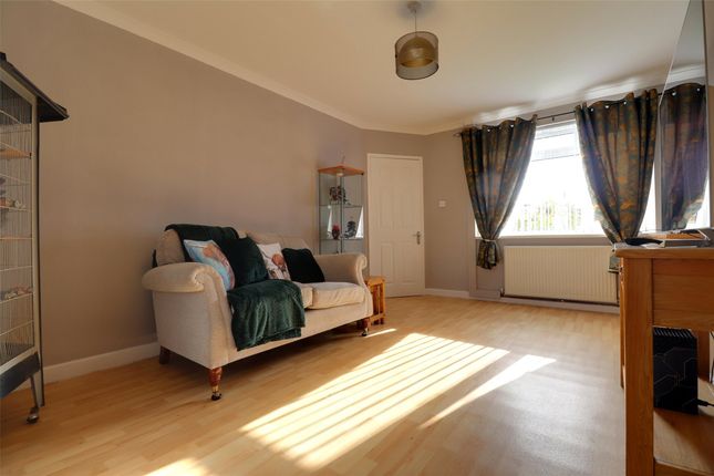 14 Field Close, Braunton Devon, Devon photo 2