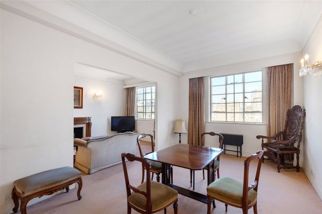 Flat for sale in Hyde Park Place, London