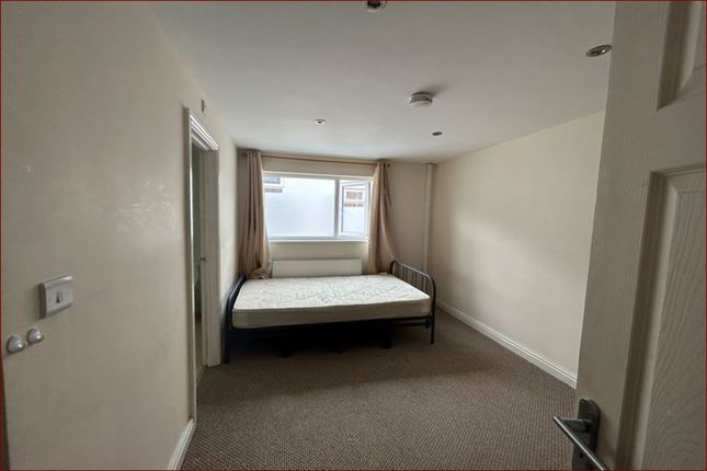 Room to rent in Albany Road, Earlsdon, Coventry