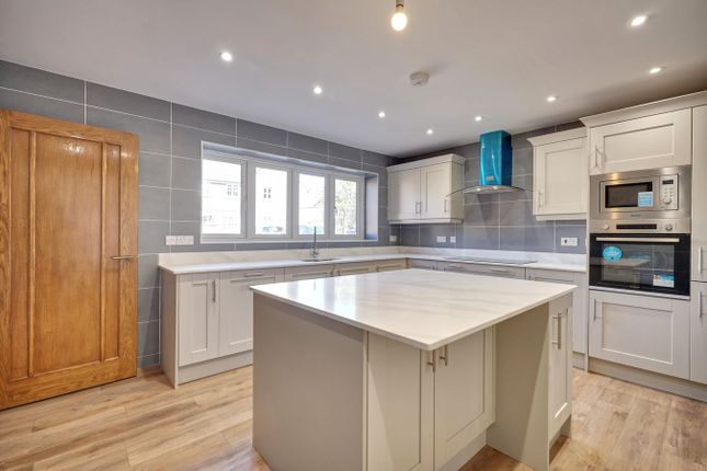 Rambledale, 2b The Warren, Stortford Road, Dunmow photo 4