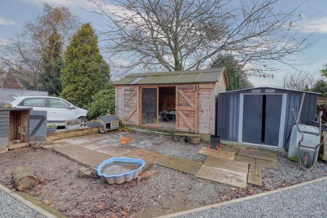 Detached bungalow for sale in Stone Lane, Burringham, Scunthorpe