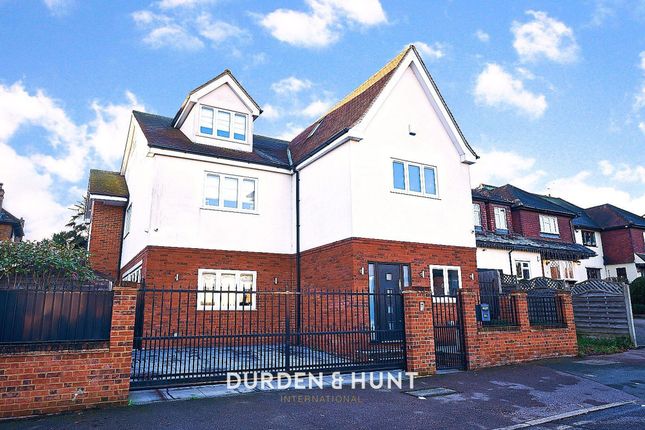 4-bed house on 2a Mount Pleasant Road, Chigwell, £1,100,000