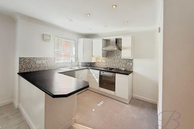 11, Limestone Rise, Mansfield photo 3