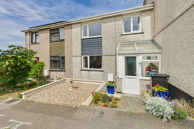 3Â Bedroom Mid Terraced House For Sale
