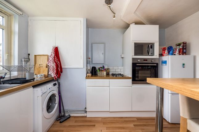 Flat 24, St. Marks House, Phelp Street, London photo 2