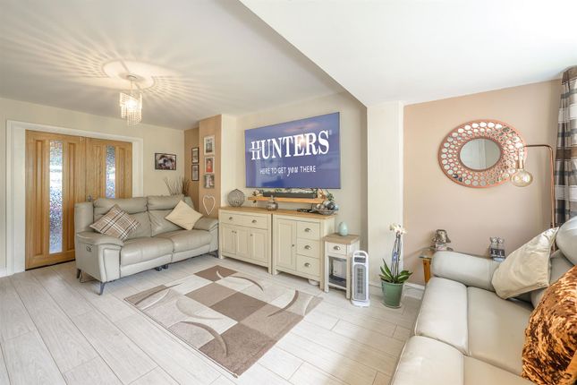 36, Balmoral Road, Wordsley photo 4