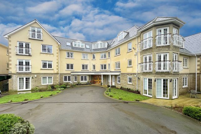 Flat for sale in Knightsbridge Court Parsonage Lane, Brighouse, West Yorkshire