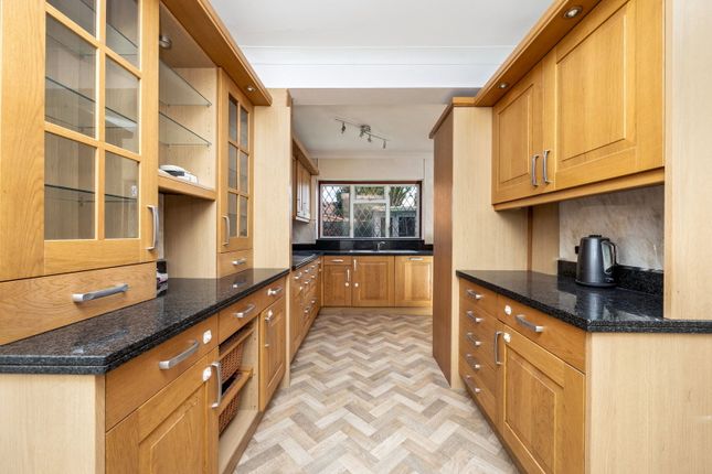 11a, Glebeside Avenue, Worthing photo 4