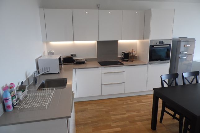 Apartment 33, Dewey Court, Bromley photo 2