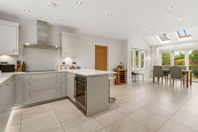 Casey House, 33A High Street, Ingatestone photo 2