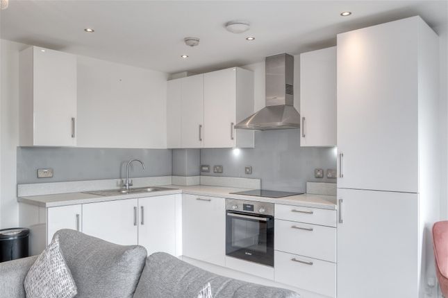 Flat for sale in Gresley Close, Stratford-Upon-Avon