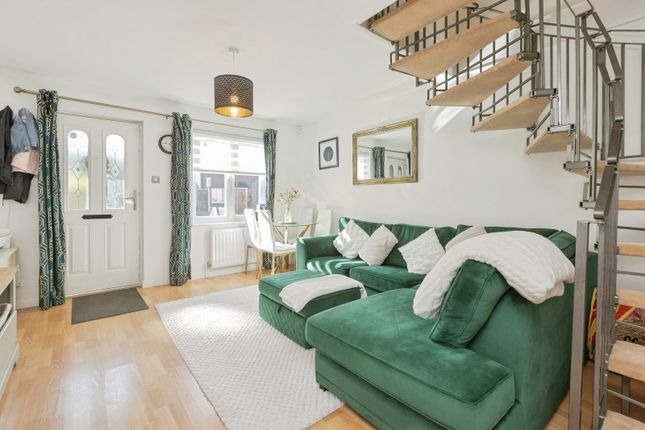 9, Doveney Close, Orpington photo 4
