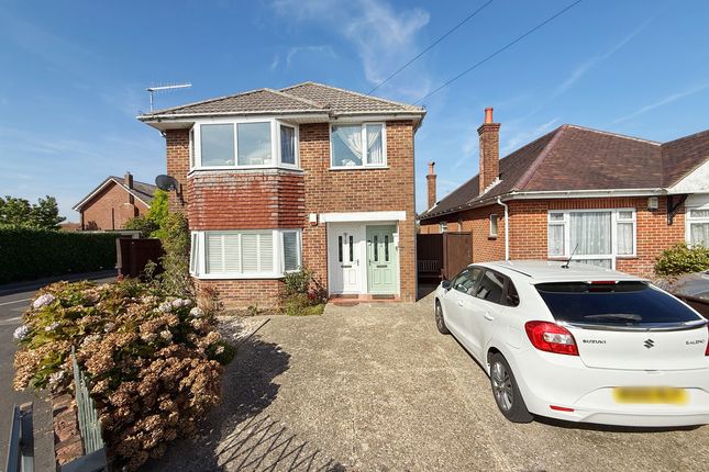 3-bed flat on Kingswell Road, Bournemouth, £235,000
