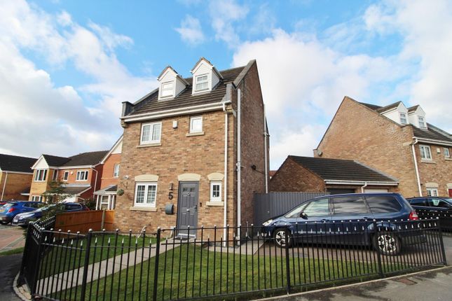 Detached house for sale in Prominence Way, Sunnyside, Rotherham