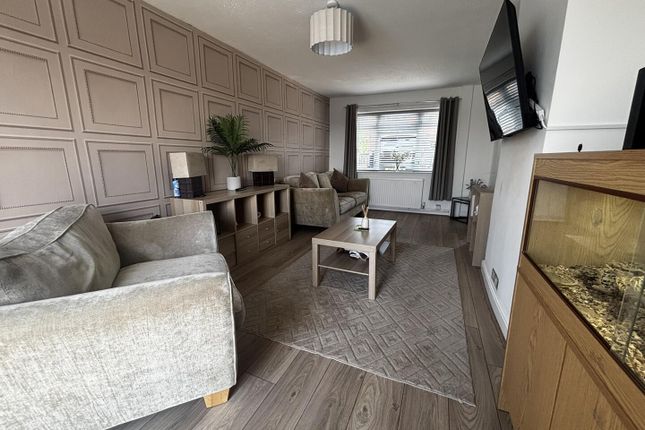 144, Hillcrest Road, Nuneaton photo 4