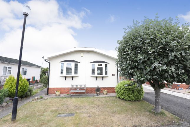 19, The Brambles, NORTHWICH photo 4