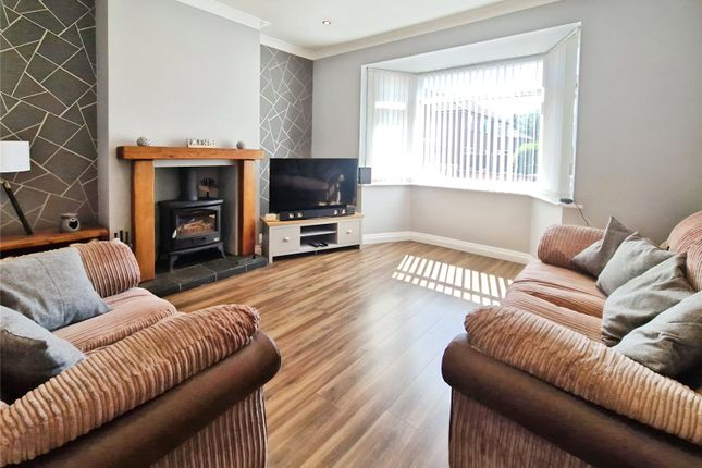 7, Elmwood Grove, Bolton photo 2