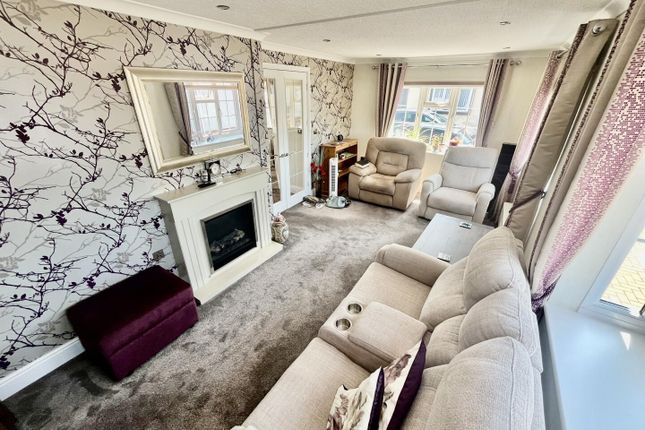 1 Park View, Lynwood Park, Preston photo 4