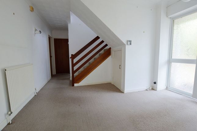 107a Ilsham Road, Torquay photo 3