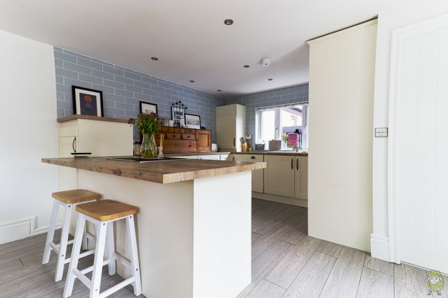 40, The Hawthorns, East Boldon photo 3