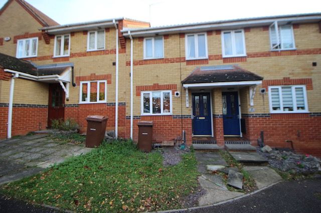 Thumbnail Terraced house for sale in Dupre Close, Grays