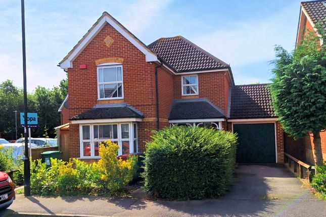 Thumbnail Detached house for sale in Hunters Way, Cippenham, Slough