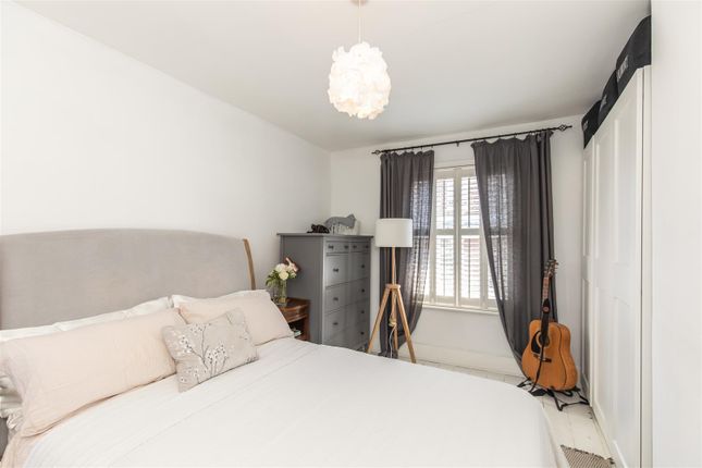 End terrace house for sale in Garden Street, Lewes