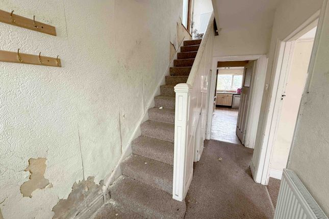 5 Cameron Place, Gorseinon, Swansea photo 2