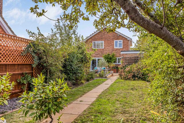 3, Lind Road, Gosport photo 3