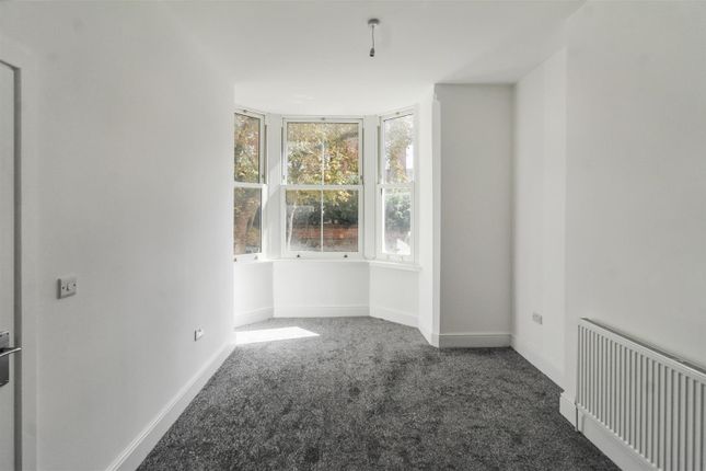 Flat 1, 26, Forest Road West, Nottingham photo 3