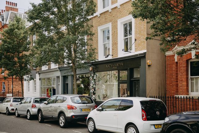 Retail premises to let in Park Walk, Chelsea