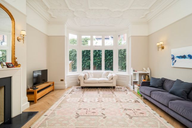 68, Leopold Road, London photo 4
