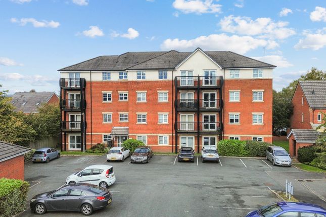 2-bed flat on 31 Breccia Gardens, St. Helens, £90,000