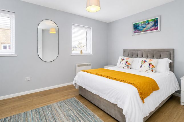 6 Riverside, Chapel Road, Wivenhoe photo 5