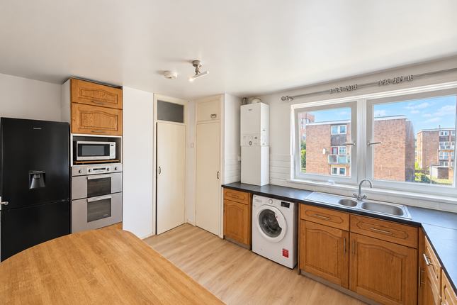 17, Marlborough Grange, Leeds photo 3