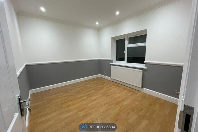 Bedroom 4 - Double Room