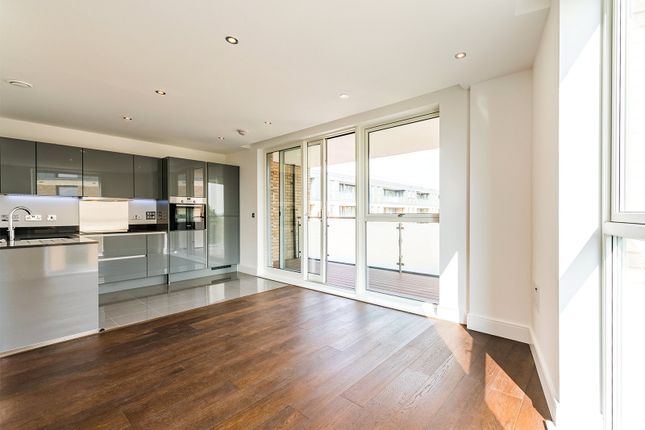 Flat to rent in Advent House, Levett Square