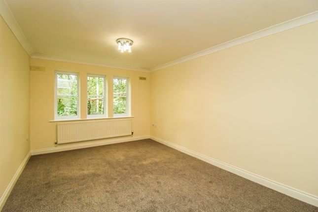 19, Princes Gate, Wakefield photo 4