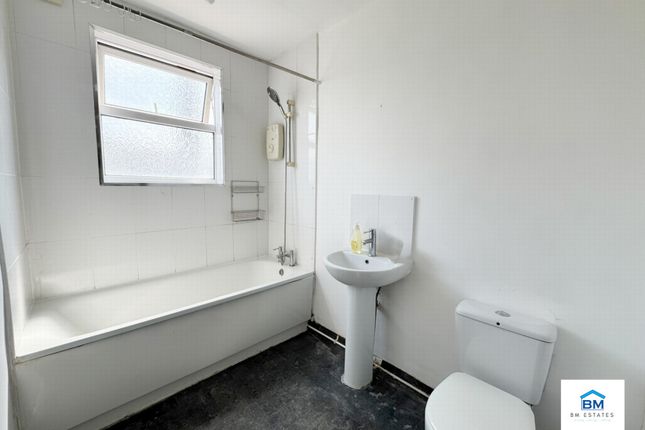 140, Fosse Road North, Leicester photo 5