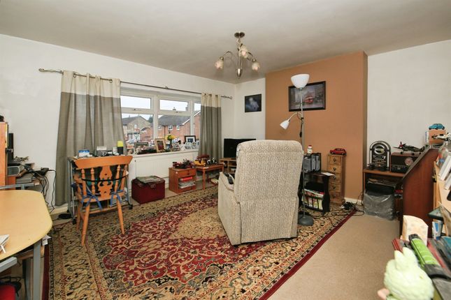 18, Crane Avenue, Peterborough photo 3