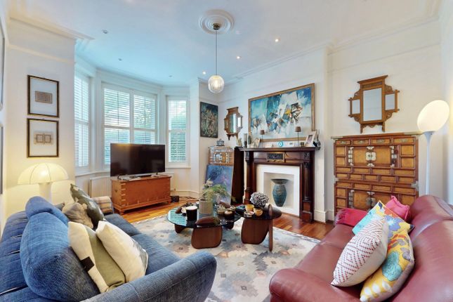 Platts Lane, London NW3 photo 2