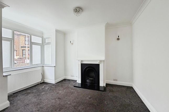 15, Belmont Road, Gillingham photo 2