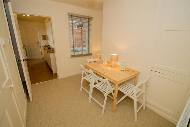 34, Whitfield Street, Newark photo 4